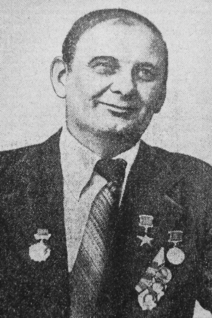 Зиновьев Владимир Яковлевич